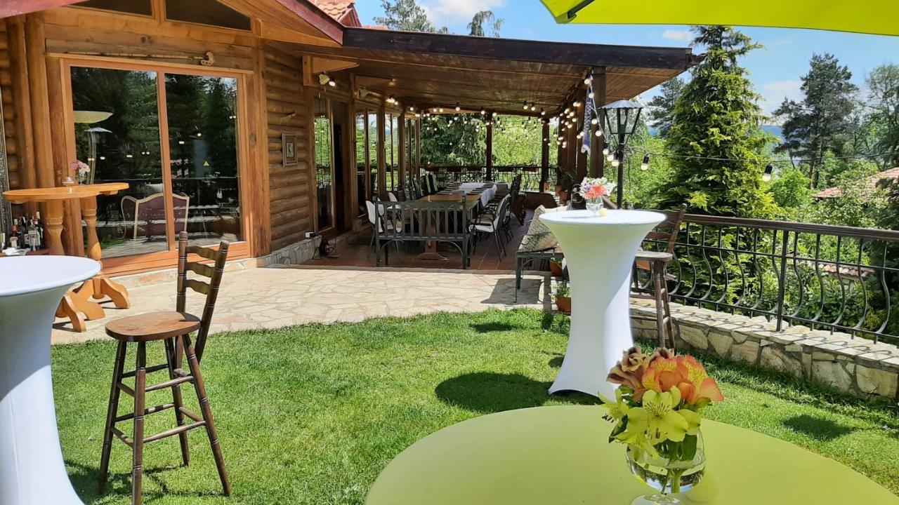 Villa Anna Luxury Lake Residence Shtarkelovo Gnezdo المظهر الخارجي الصورة